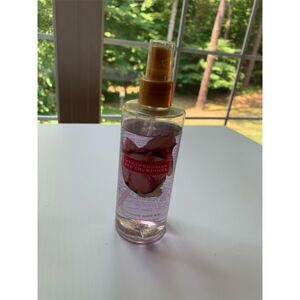 Victoria's Secret Strawberries & Champagne Fragrance Mist 8.4 oz